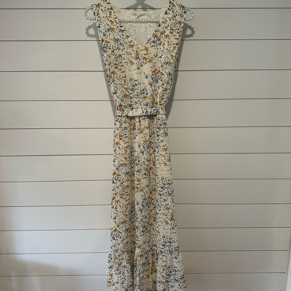 Floral Sleeveless Midi Dress